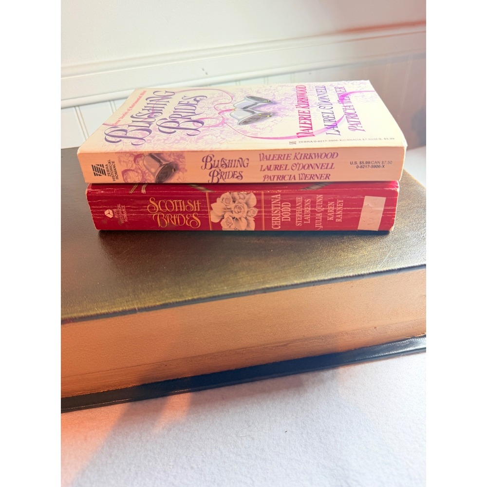 Scottish Brides & Blushing Brides Historical Romance BookLot Julia Quinn